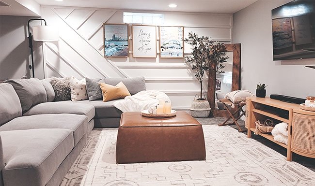 Modern Farmhouse Accent Wall with Cognac Leather-Like Ottoman