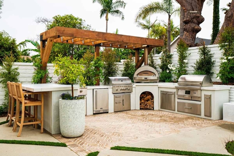 Modern U-Shaped Outdoor Kitchen Layout with Herringbone Brick Floor