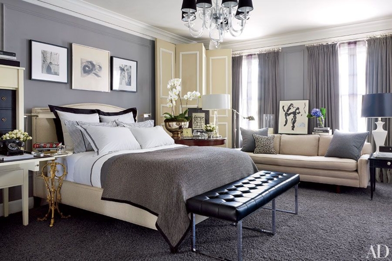 Monochromatic Gray Bedroom: Black Tufted Bench & Cream Folding Screen