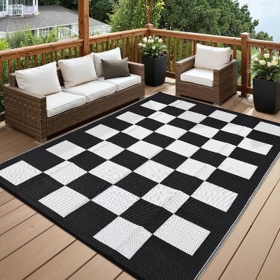Outdoor Rug Black and Tan Plaid Plastic Straw Weave Reversible