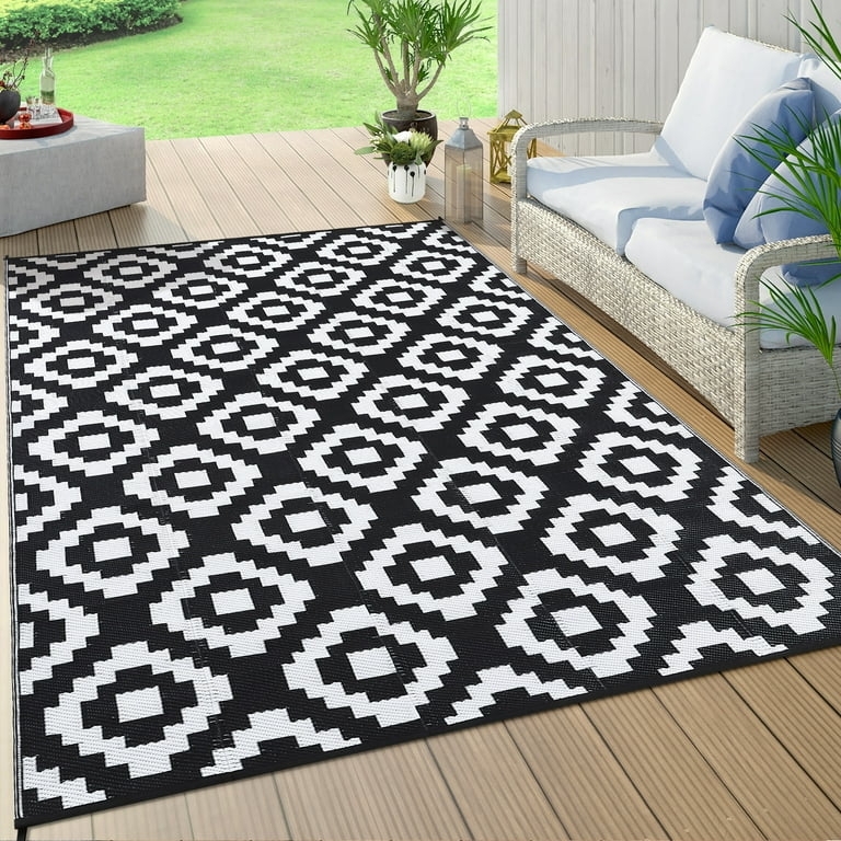 Outdoor Rug Graphic Black White Greek Key Reversible Waterproof Mat