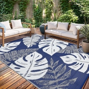 Outdoor Rug: Navy Greek Key Pattern, Woven Texture Coastal Patio Lounge