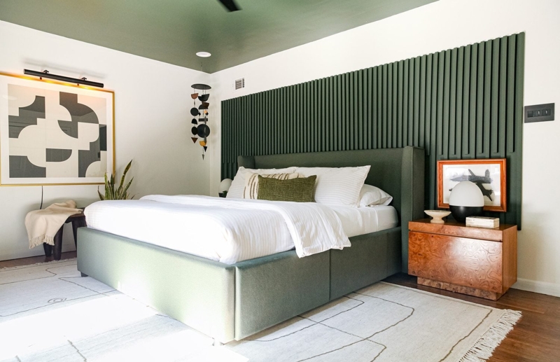 Platform Bed with Forest Green Slatted Accent Wall and Painted Ceiling