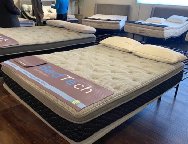Quilted Plush Top Mattress Contrast Grey Sides Honeycomb Pattern 12in