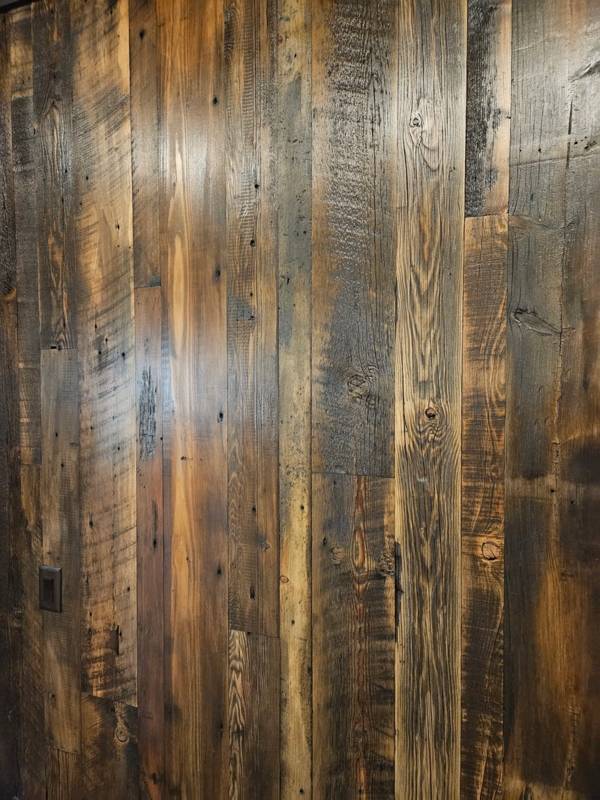 Reclaimed Wood Wall Paneling Staggered Barn Planks