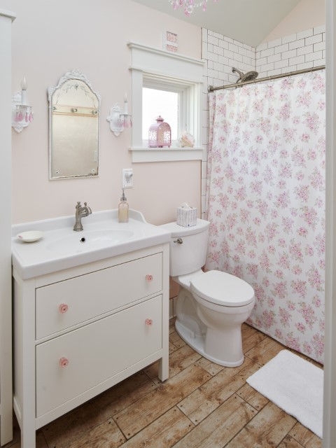Romantic Pink Bathroom Design with Floral Shower Curtain