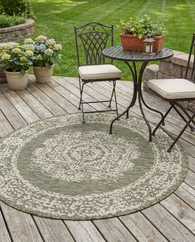 Round Area Rug Sage Green Traditional Medallion Motif