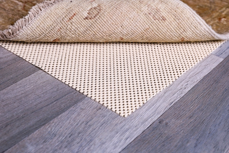 Rug Pad: Open Mesh Construction Patio Safe Weather-Resistant