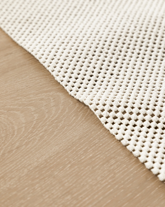 Rug Pad: Open Weave Honeycomb Grid, Protective Padding for Wood Decks