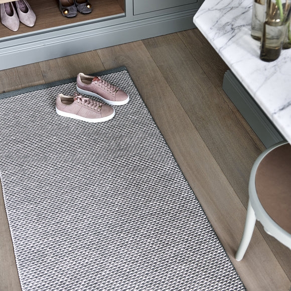 Runner Rug: Taupe and White Lozenge Pattern Woven Plastic Ribbon