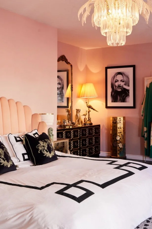 Scalloped Headboard Styling with Black Chinoiserie Dresser