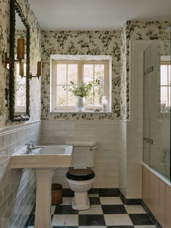 Small Bathroom with Botanical Floral Wallpaper and Checkered Floor