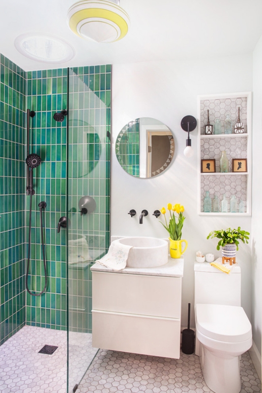 Small Modern Bathroom Shower: Emerald Green Vertical Tile & Marble Floor