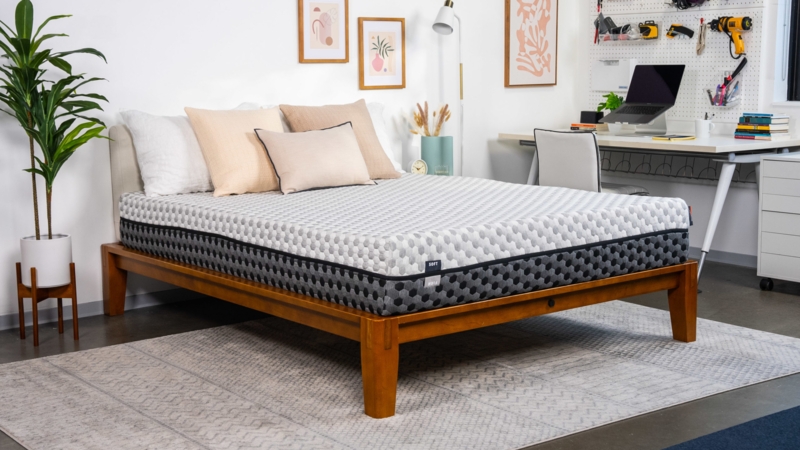 Two Tone Mattress Copper Piping Hexagon Quilted Cover Design