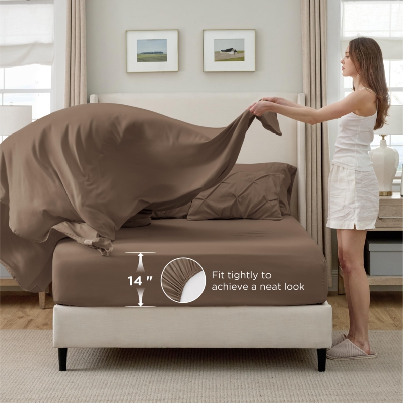 Bed in a Bag: Brown Pinch Pleat Diamond Pattern, Monochromatic