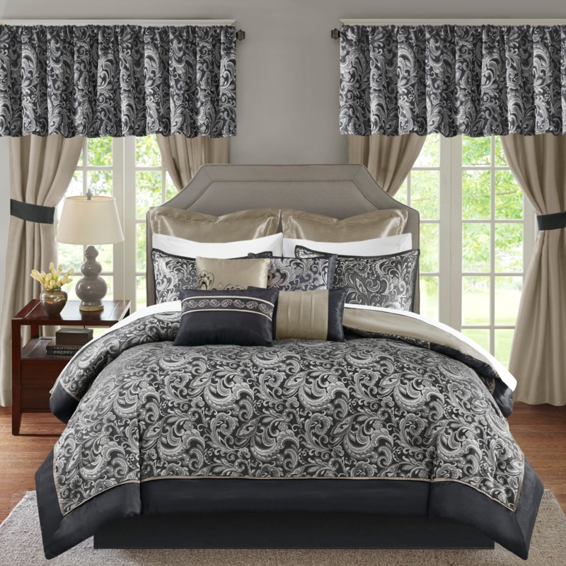 Bed in a Bag Navy Blue White Jacquard Pattern Matching Curtains