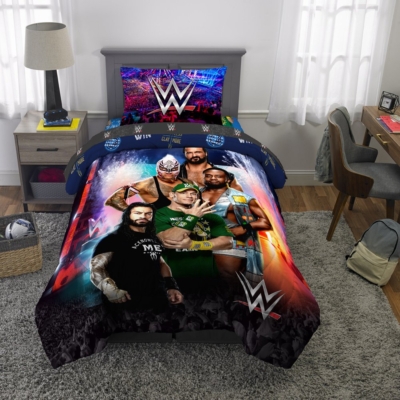 Bedding Set: High Contrast WWE Branding Wrestler Graphics Comforter