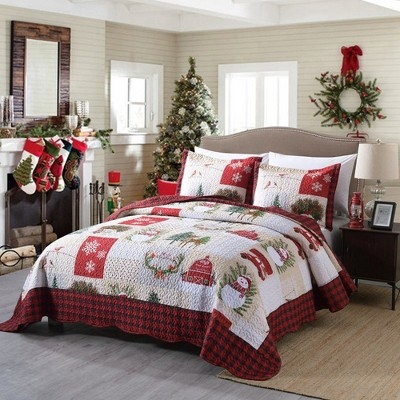 Bedding Set: Red Snowflake Motifs with Holiday Typography Pillow