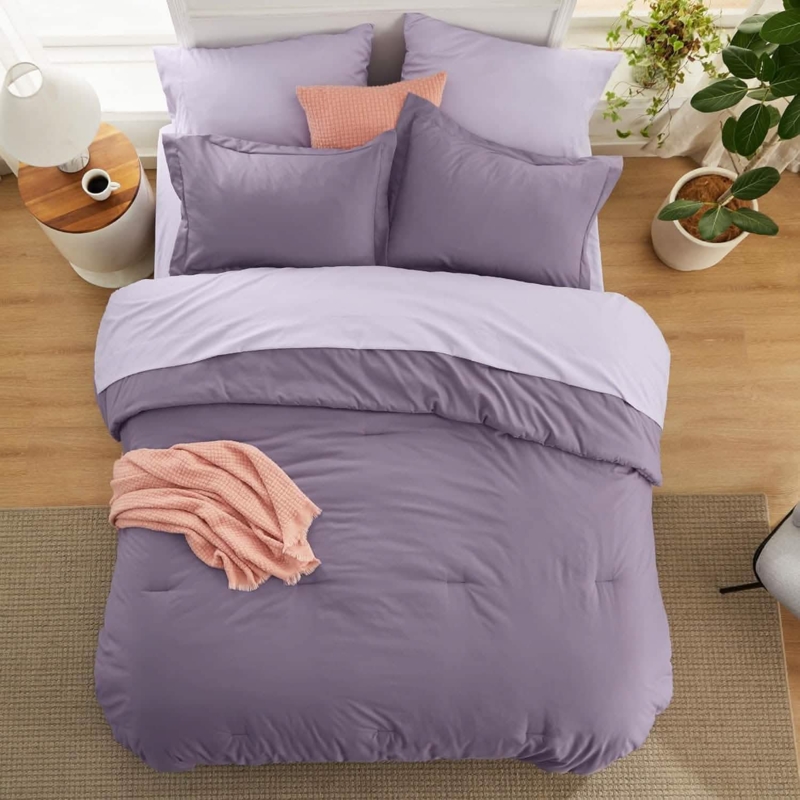 Bedding Set with Dual-Tone White and Beige Reversible Quilted Comforter
