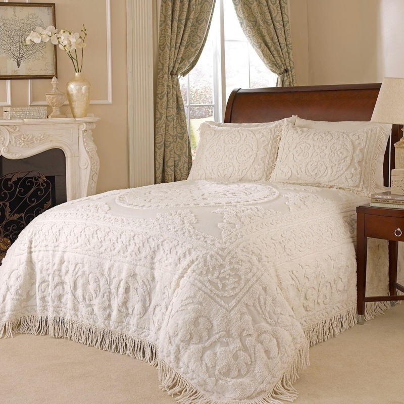 Bedspread White Chenille Raised Motif Floor Length Fringe Classic