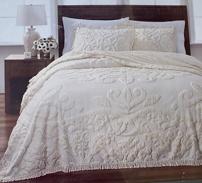 Bedspread White Tufted Chenille Medallion Classic Farmhouse Style