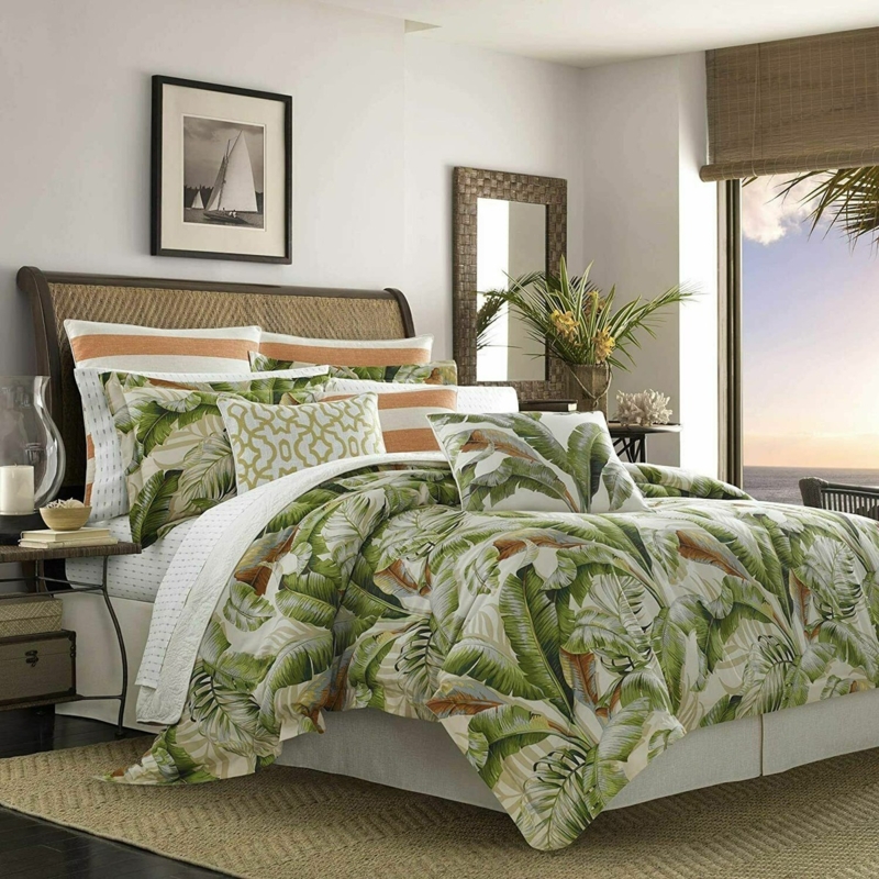 Comforter Set in Sage Green Palette with Large Palm Print