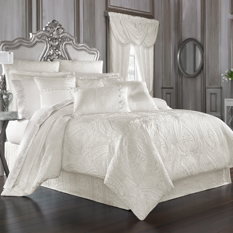 Comforter Set White Raised Damask Texture Elegant Traditional Bedding