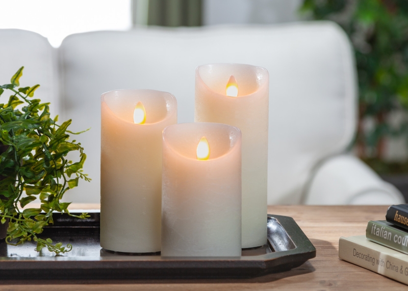 Cream Flameless Pillar Candles Set with Scalloped Top and Aurora Flame