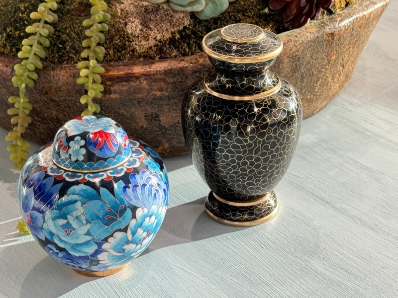 Decorative Urn: Intricate Cloisonné Wirework with Ming Style Florals