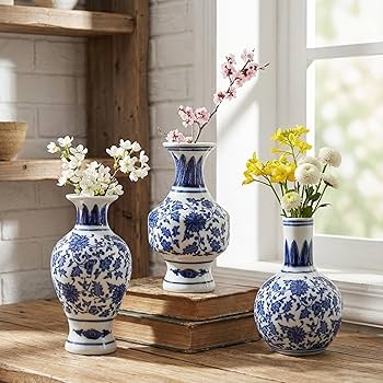 Decorative Vases Set of 3 Mini Porcelain Blue and White Chinoiserie