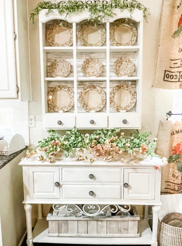 French Farmhouse Kitchen: Kitchen Remodel Made Fun and Easy! - Savvy In The  Suburbs