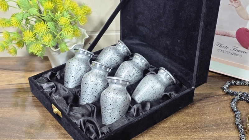 Keepsake Urn Set Speckled Grey Stone Like Silver Lids Velvet Box