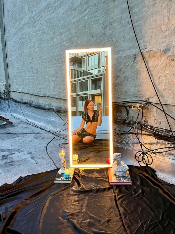 Lighted Full Length Mirror, Integrated LED Border, Rooftop Setting