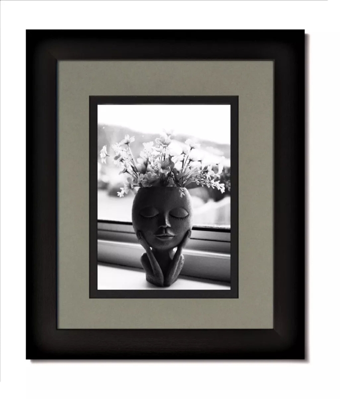 Matted Picture Frame with Wide Mat, Gallery Style Photo Display