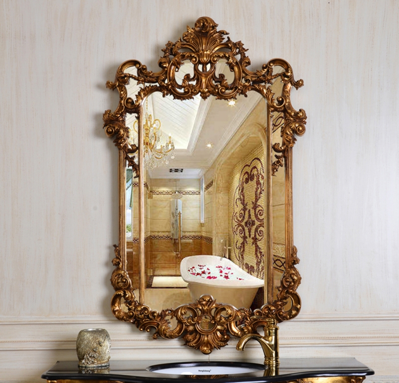 Ornate Wall Mirror Irregular Silhouette Scalloped Edges Baroque