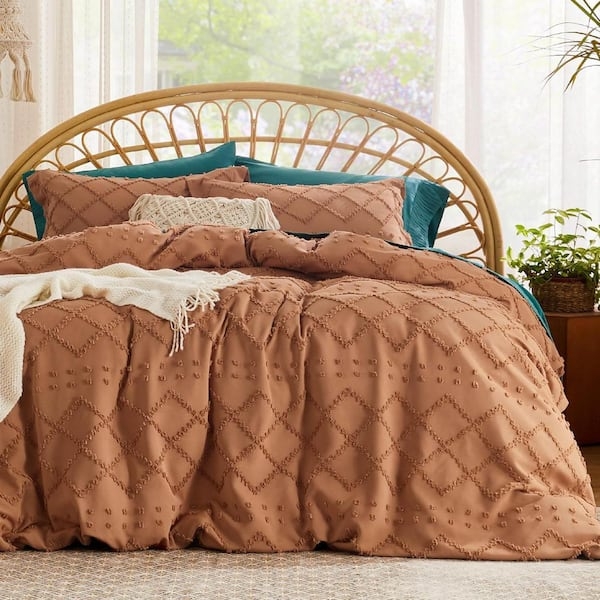Pumpkin Orange Bedding Set with Tufted Embroidery and Corner Tassels