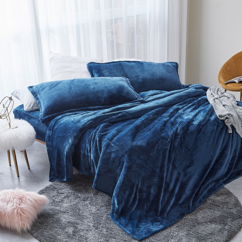 Sheet Set Navy Blue Plush Velvet-like Fabric Contemporary Bedding