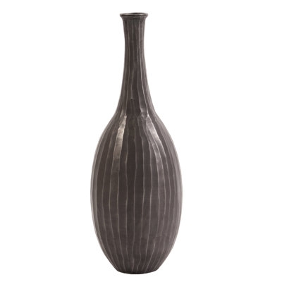 Tall Metal Vase: Ribbed Surface with Elongated Neck for Modern Decor.