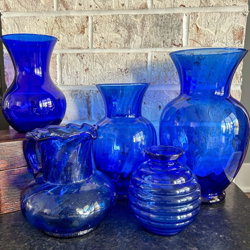 Vases Collection Varied Silhouettes, Scalloped Edge Detail Vintage Style