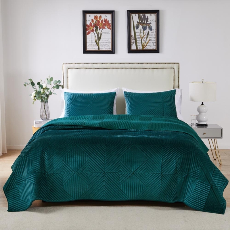 Velvet Quilt Set, Circular Geometric Quilting, Modern Glam, Teal