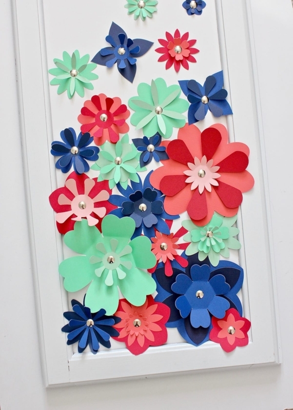Wall Art: 3D Petals with Metallic Centers, Paper Craft