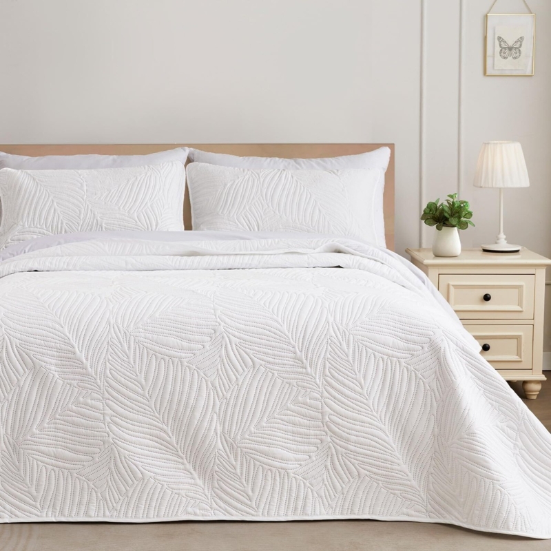 White Quilt with Square Quilted Pattern and Modern Farmhouse Style