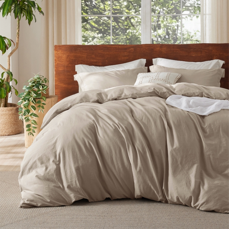 White Washed Cotton Duvet Cover Set with Button Closure