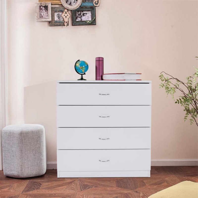 Chic Chest of Drawers with Slim Horizontal Metal Pulls