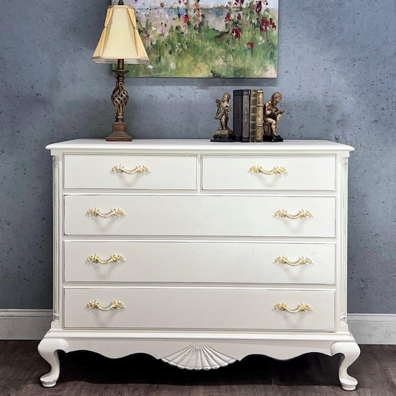 Creamy White Dresser Shell Carving Cabriole Legs Vintage French Country