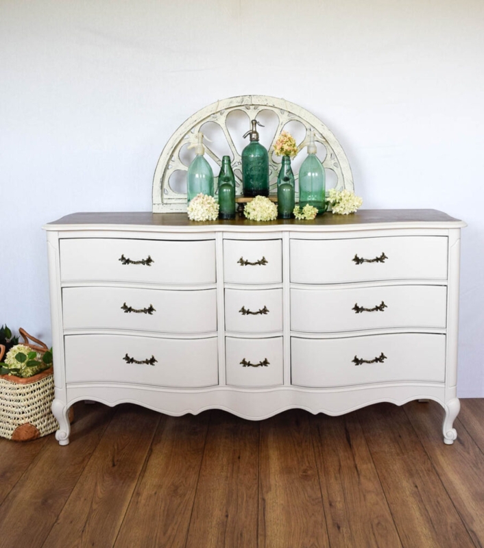 Double Dresser Nine Drawers Cream and Brown with Serpentine Front