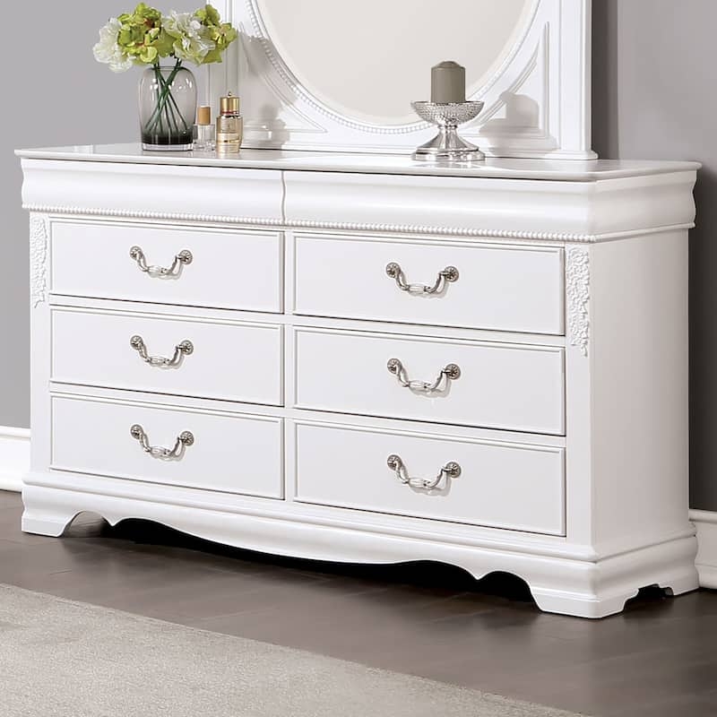 Double Dresser with Scalloped Base & Corner Carvings in White