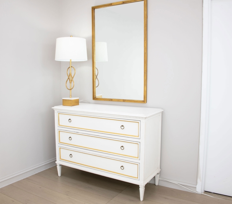 Elegant 3-Drawer Chest of Drawers: White with Gold Trim Accents (75 chars)