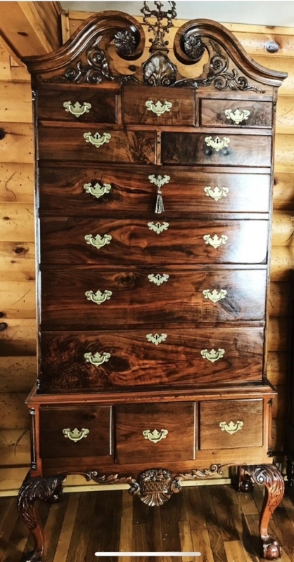 Highboy Broken Pediment Shell Carving Claw And Ball Feet Dark Walnut