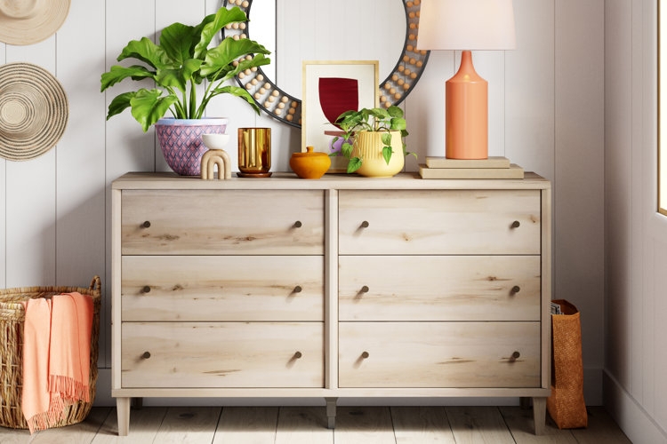 Light Wood Double Dresser with Tapered Legs and Mid-Century Modern Style